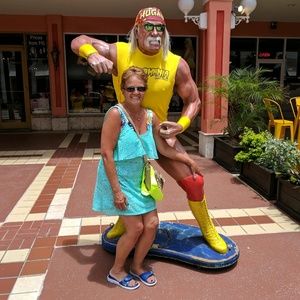 Meet your Posher, Jan